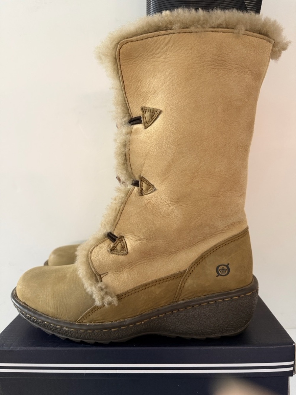 Børn Concept Tan Suede Shearling Fur Lined Winter Boots Wedge Toggle Mid Calf - Picture 2 of 11